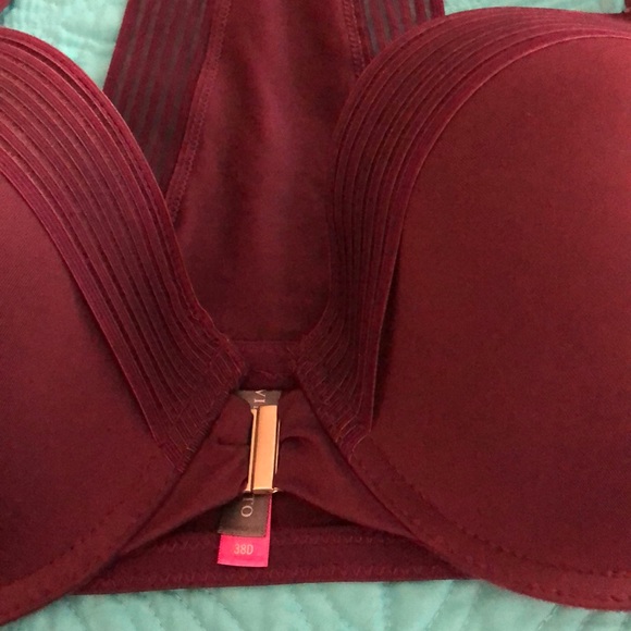 NWT Vince Camuto T-shirt bra with comfort straps - Picture 2 of 6